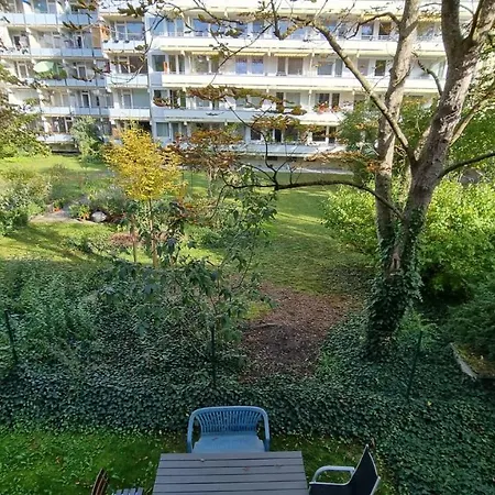 Schwabing With Garden Views * Mnichov